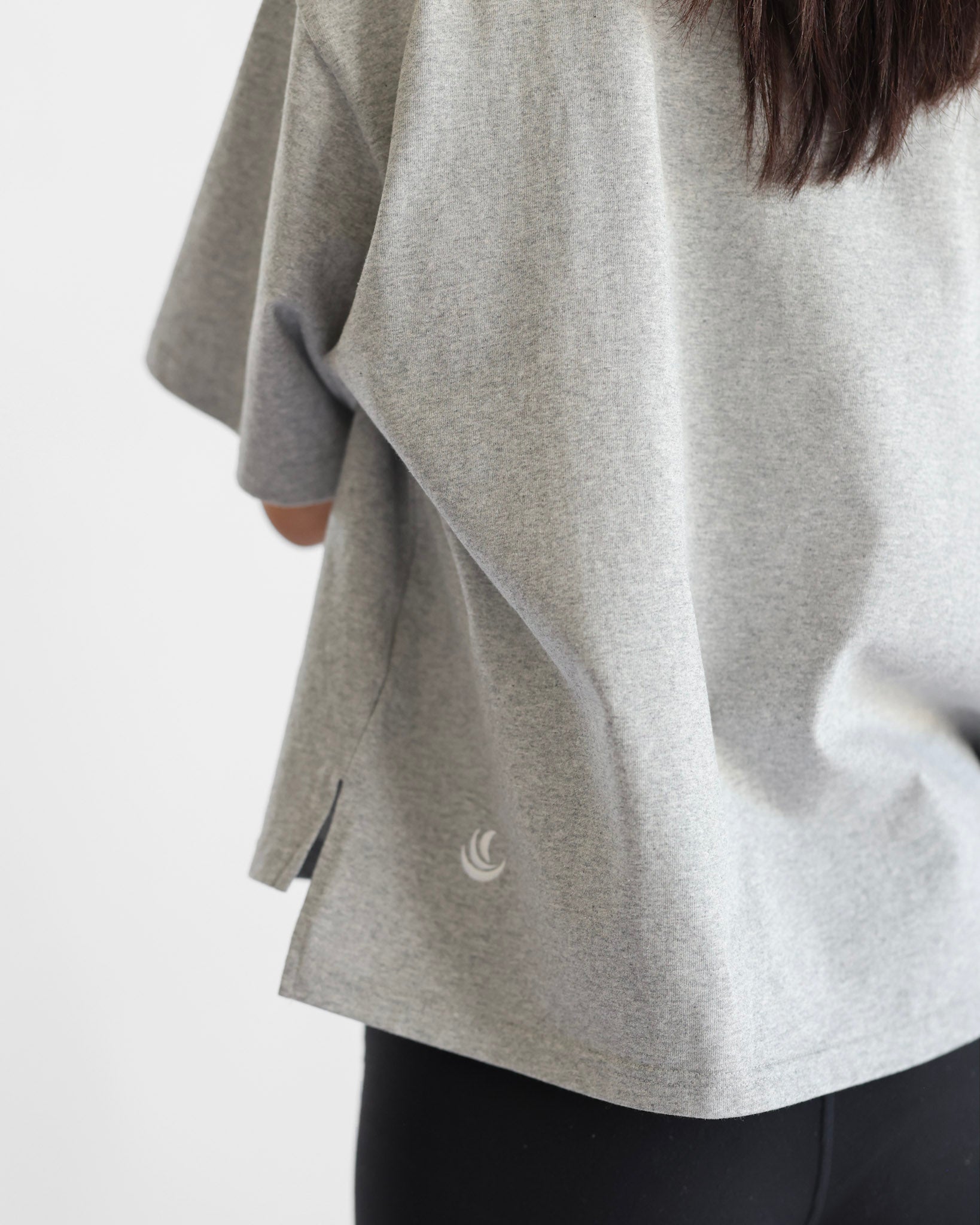 breathe into calm Oversize Tee - Grey